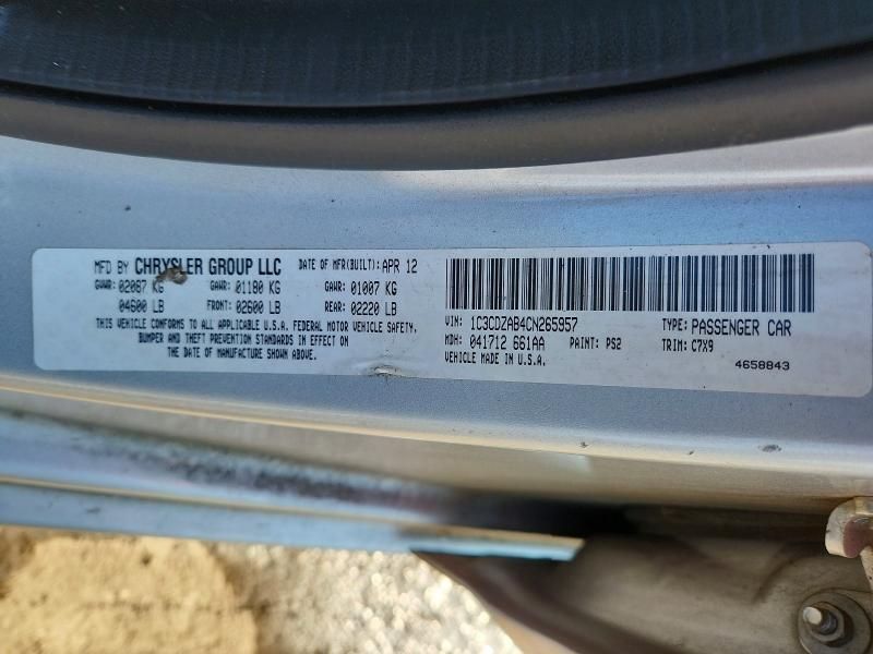 2012 Dodge Avenger se