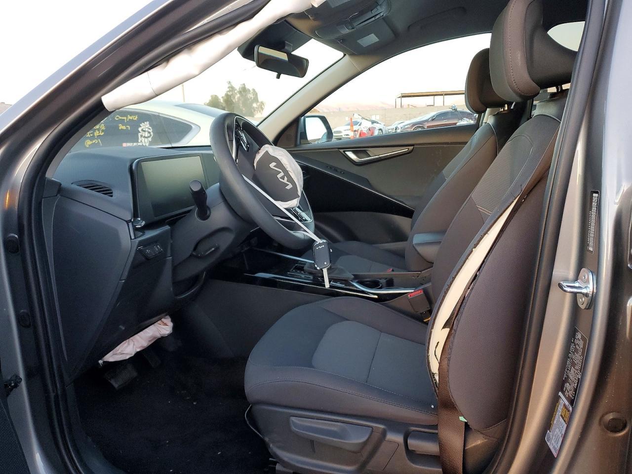 2026 KIA Niro lx