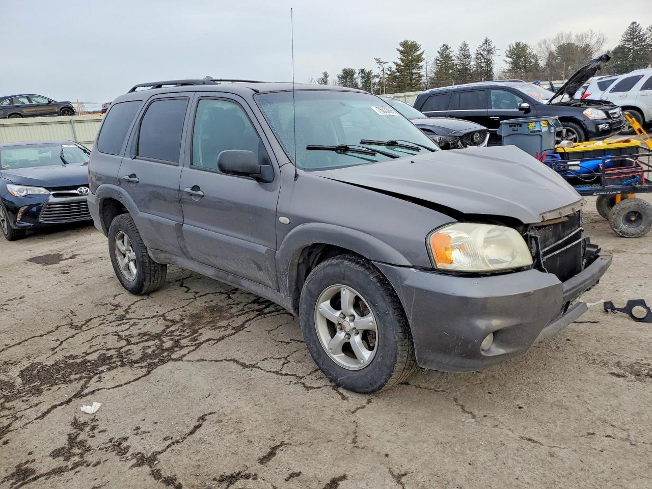 2006 Mazda Tribute s