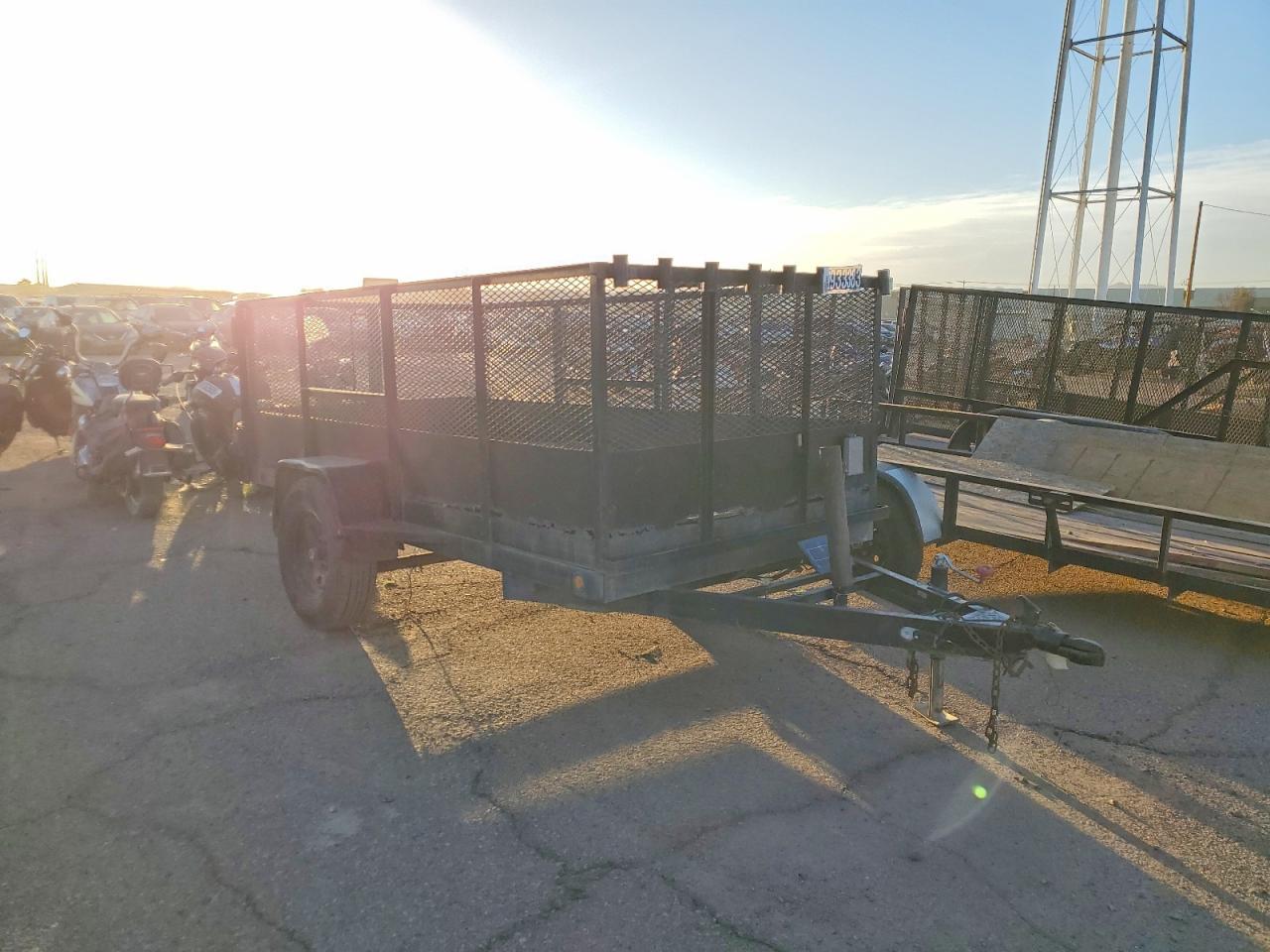 2001 Utility 2001 APC Equipment Utility Trailer