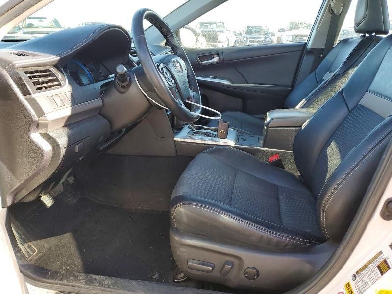 2014 Toyota Camry Hybrid