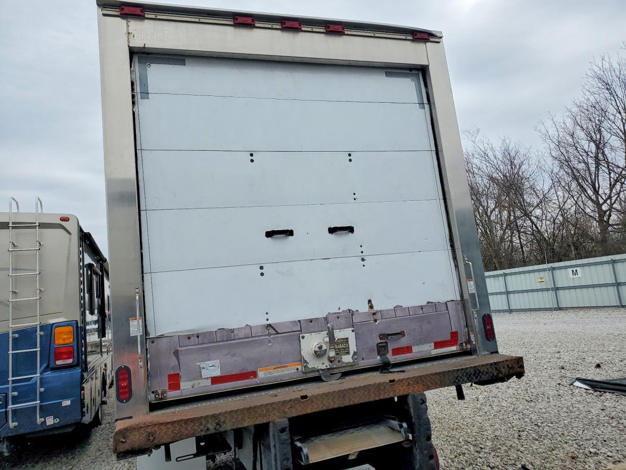 2019 Freigliner 2019 Freightliner M2 106 MED-BOX Truck