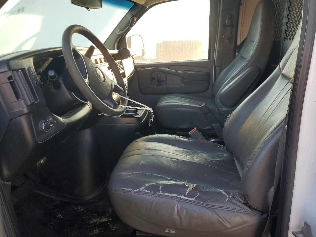 2015 Chevrolet Express G2500