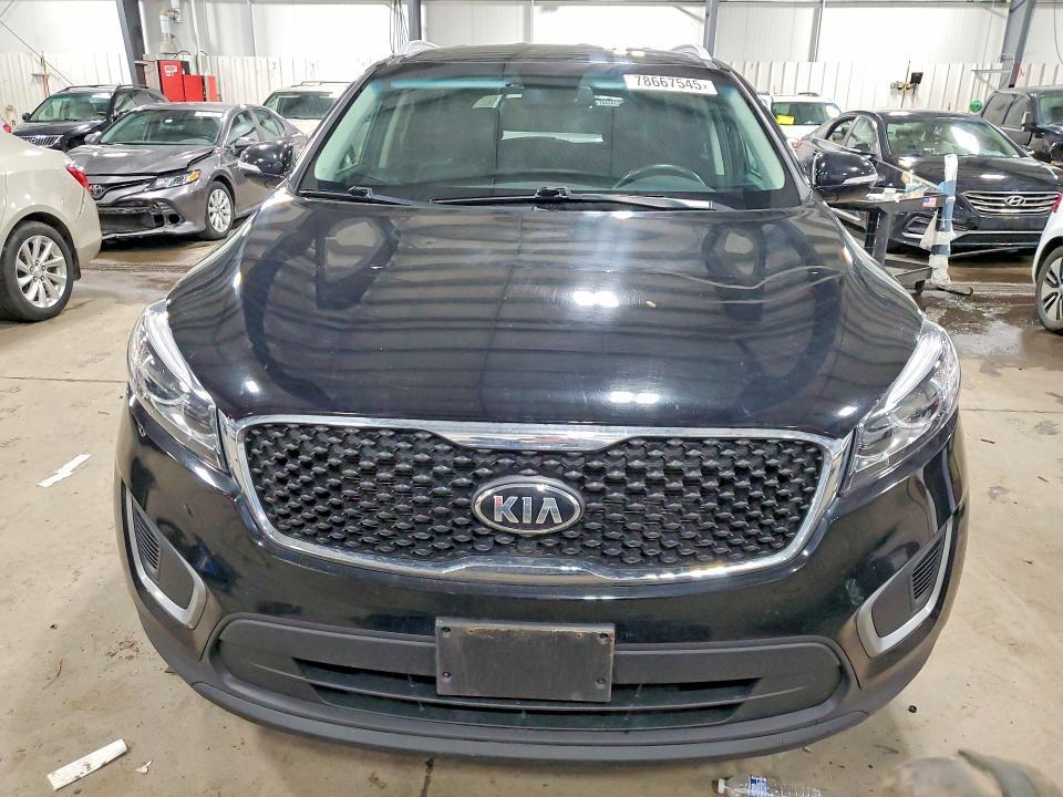 2016 KIA Sorento lx V6