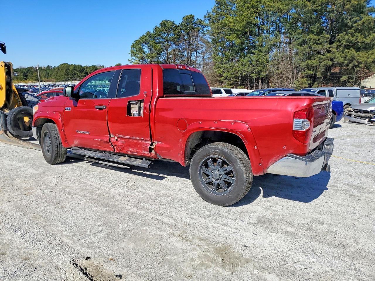 2015 Toyota Tundra SR5