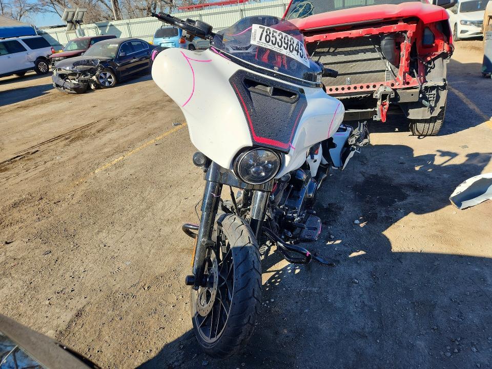 2021 Harley-Davidson Flhxse