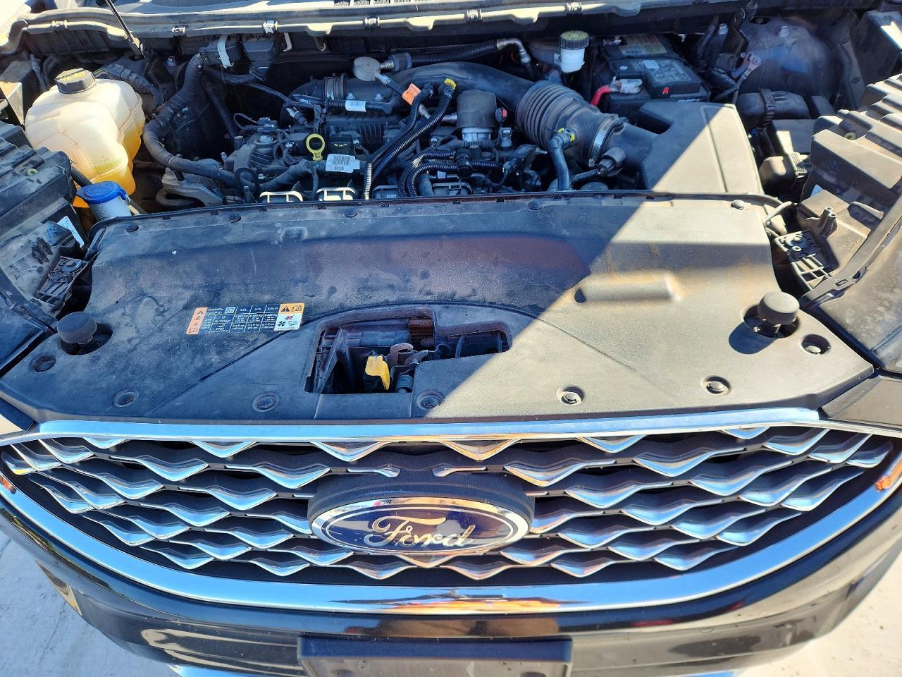 2021 Ford Edge Titanium