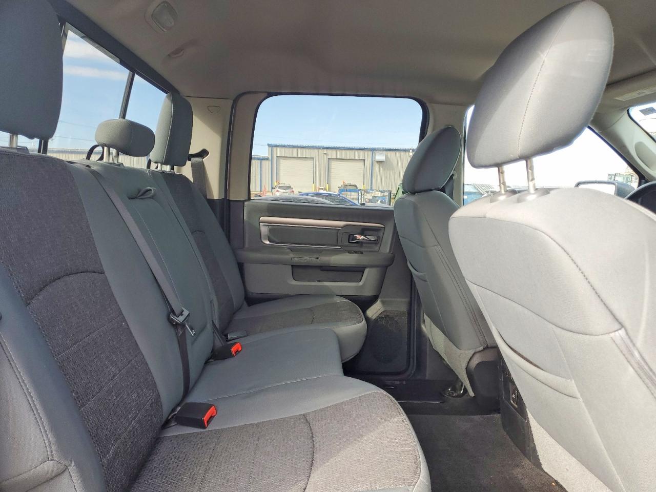 2016 Dodge RAM 1500 SLT