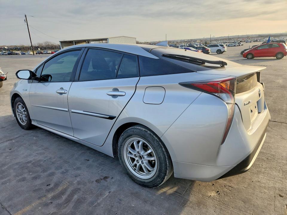 2016 Toyota Prius Three