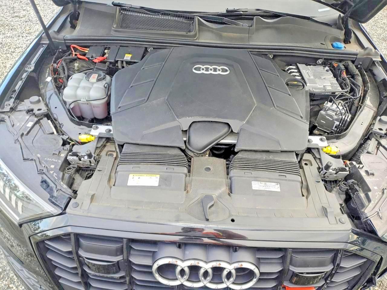 2024 Audi Q7 Premium Plus