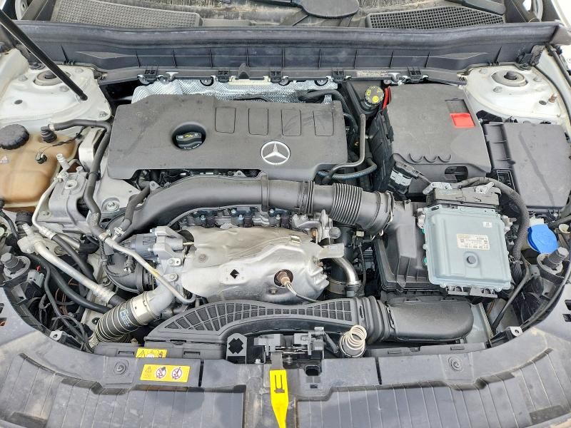 2020 Mercedes-Benz Glb 250