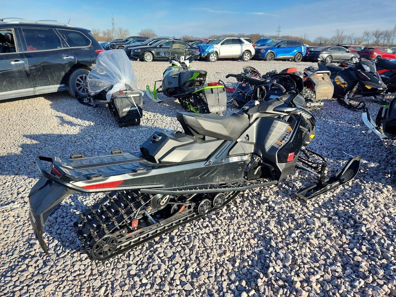 2023 Skidoo Renegade Adrenaline