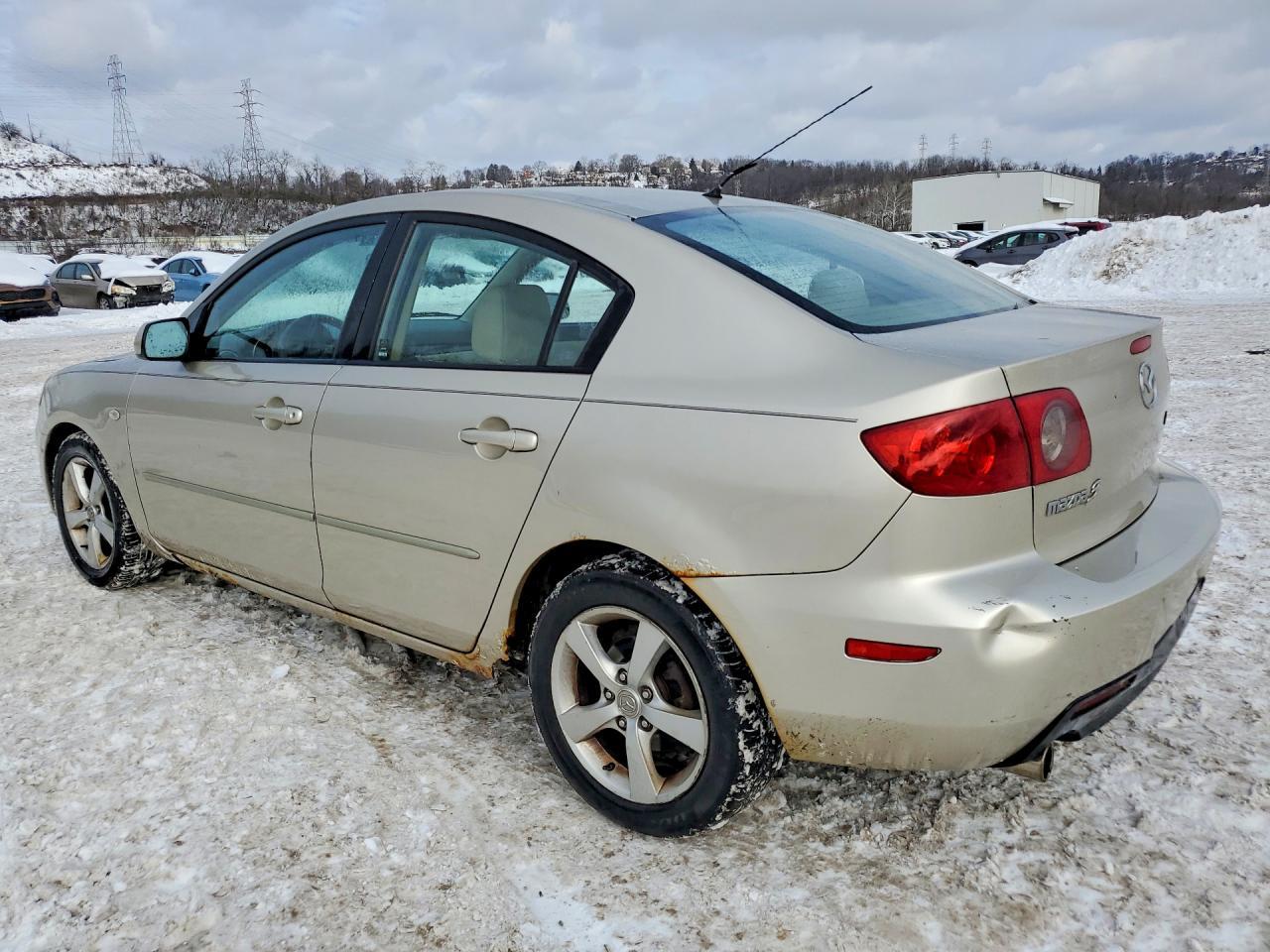 2005 Mazda 3 I