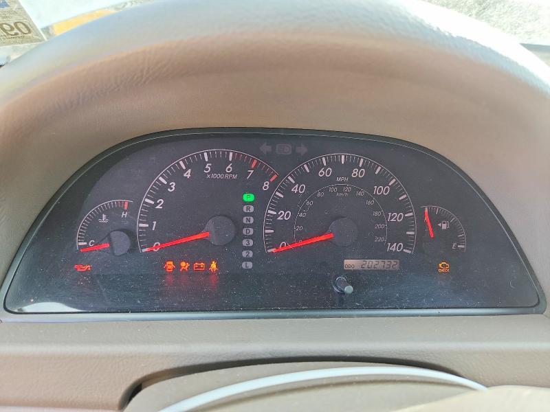 2005 Toyota Camry le