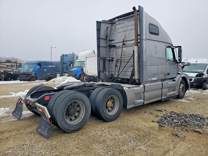 2016 Volvo VN VNL