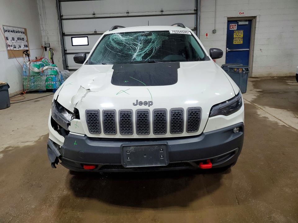 2019 Jeep Cherokee Trailhawk