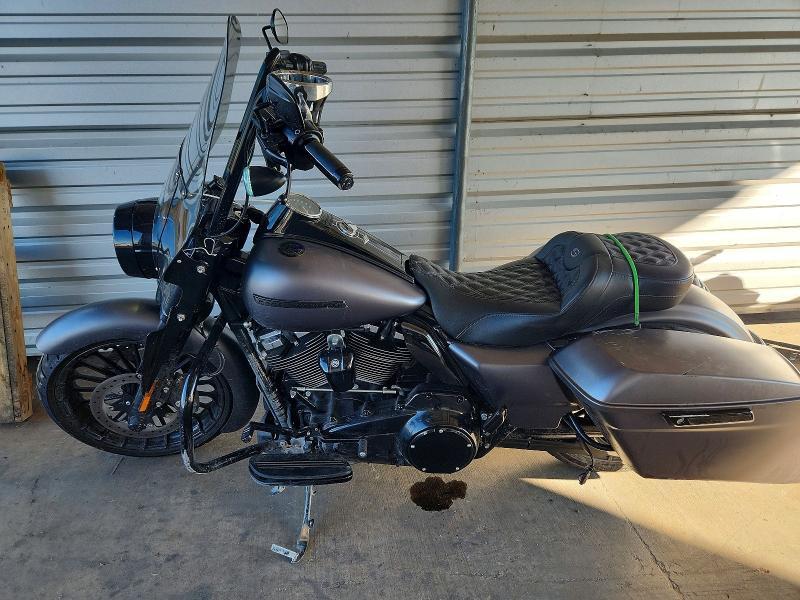 2017 Harley-Davidson Flhrxs
