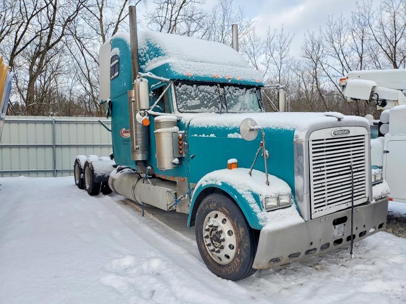 1998 Freightliner Conventional FLD120 Semi Truck