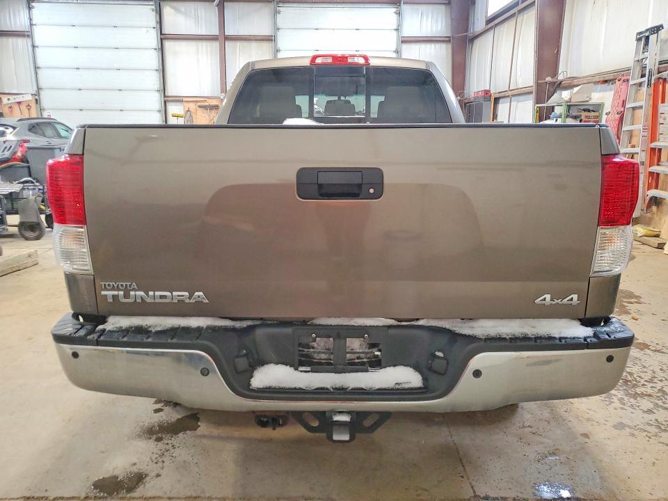 2010 Toyota Tundra Double cab SR5