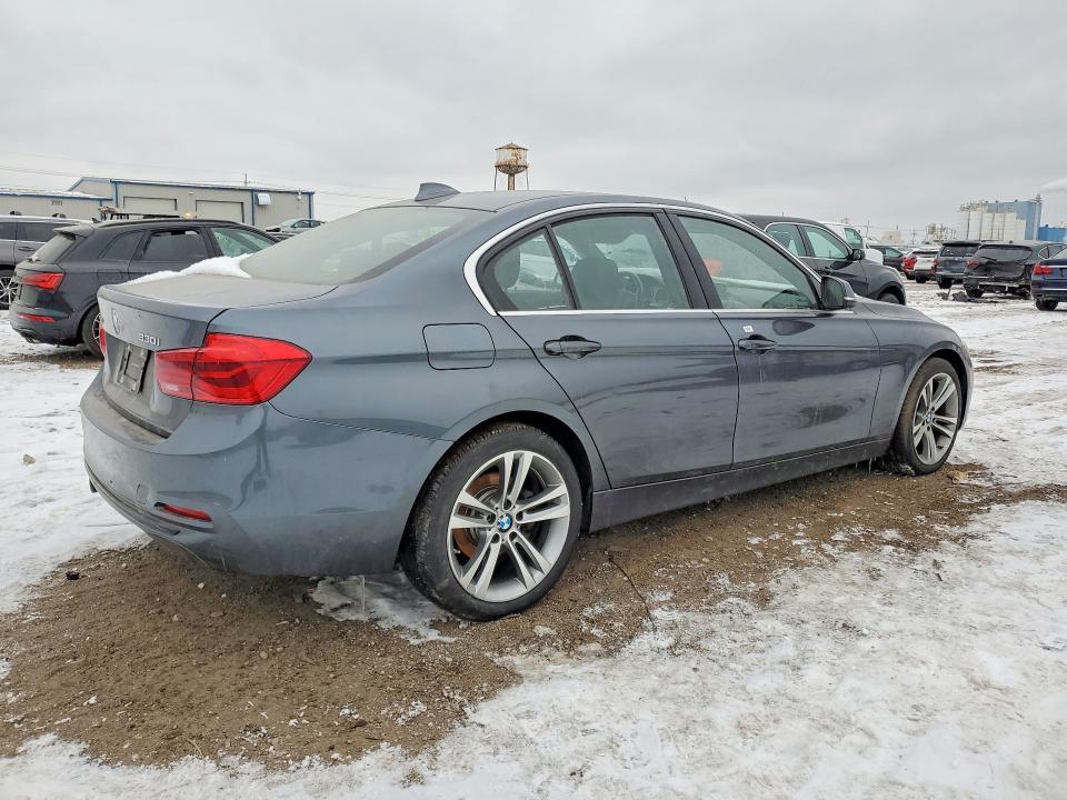 2018 BMW 330 xi