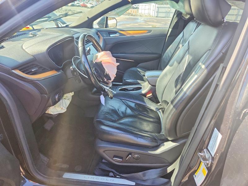 2015 Lincoln Townhouse MKC