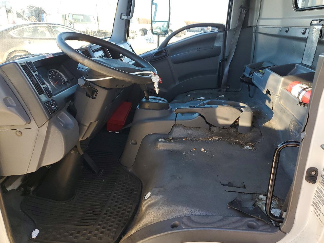 2017 Isuzu NQR Refrigerated BOX Truck