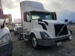Salvage trucks for sale at Loganville, GA auction: 2017 Volvo VNL Semi Truck