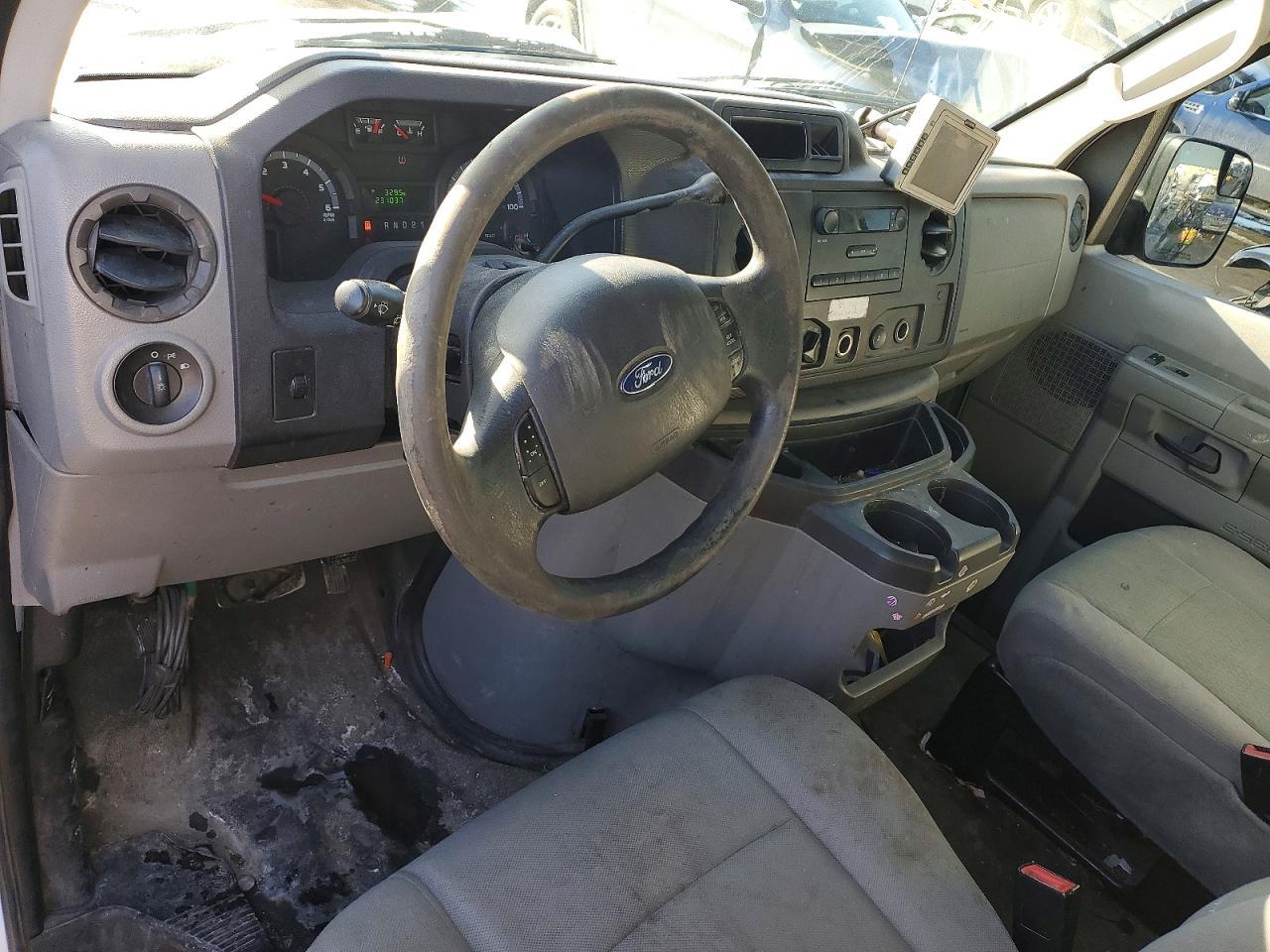 2011 Ford E250 Utility / Service Van