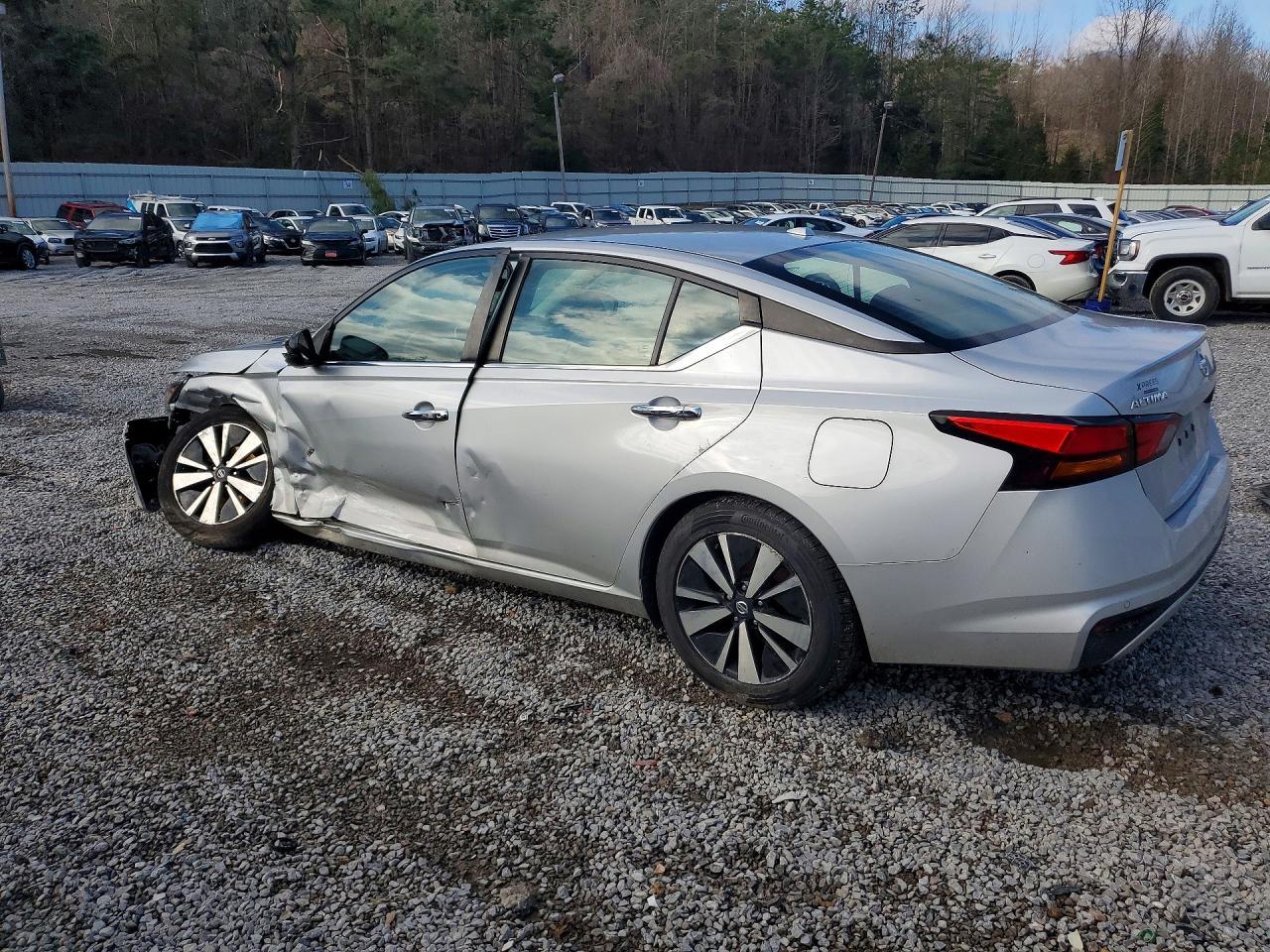 2021 Nissan Altima sv