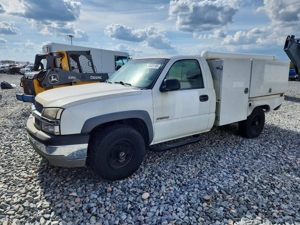2003 Chevrolet Silverado Utility / Service Truck