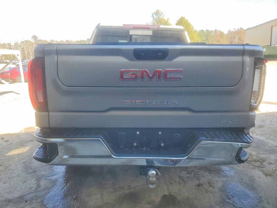 2024 GMC Sierra K1500 SLT