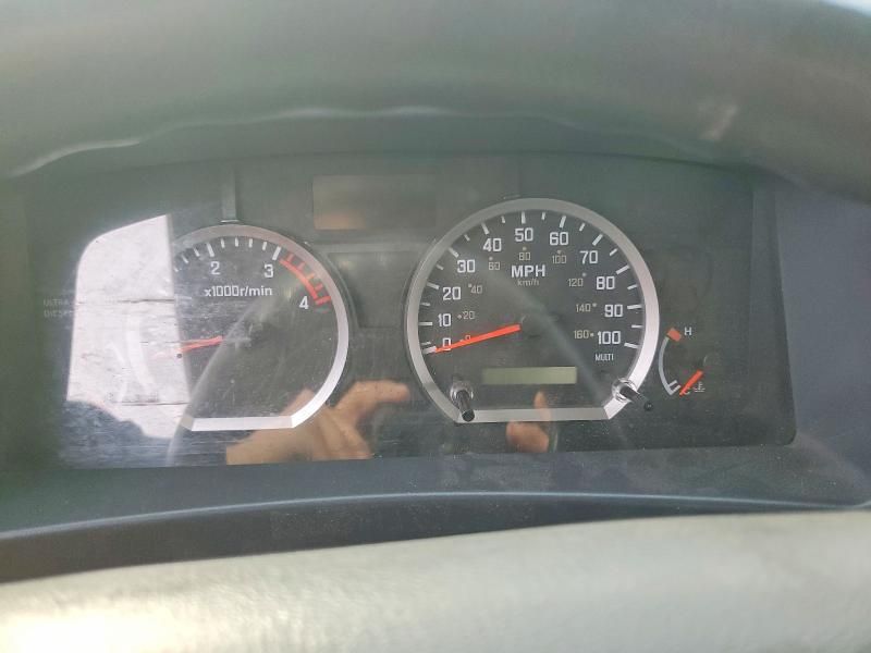 2014 Isuzu Npr hd box Truck