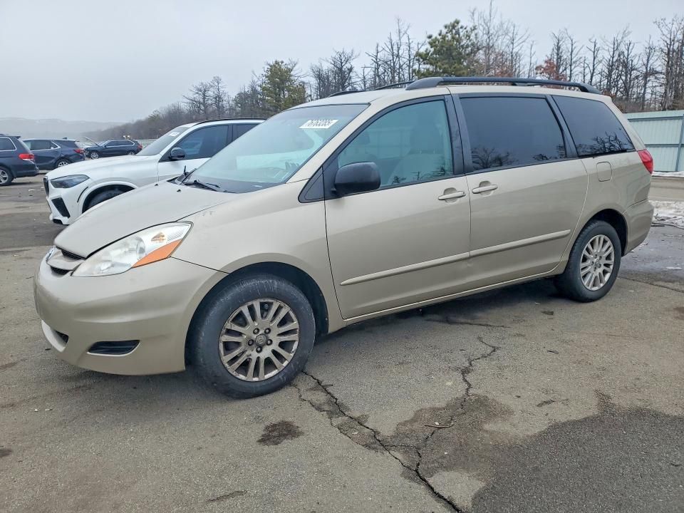 2008 Toyota Sienna le