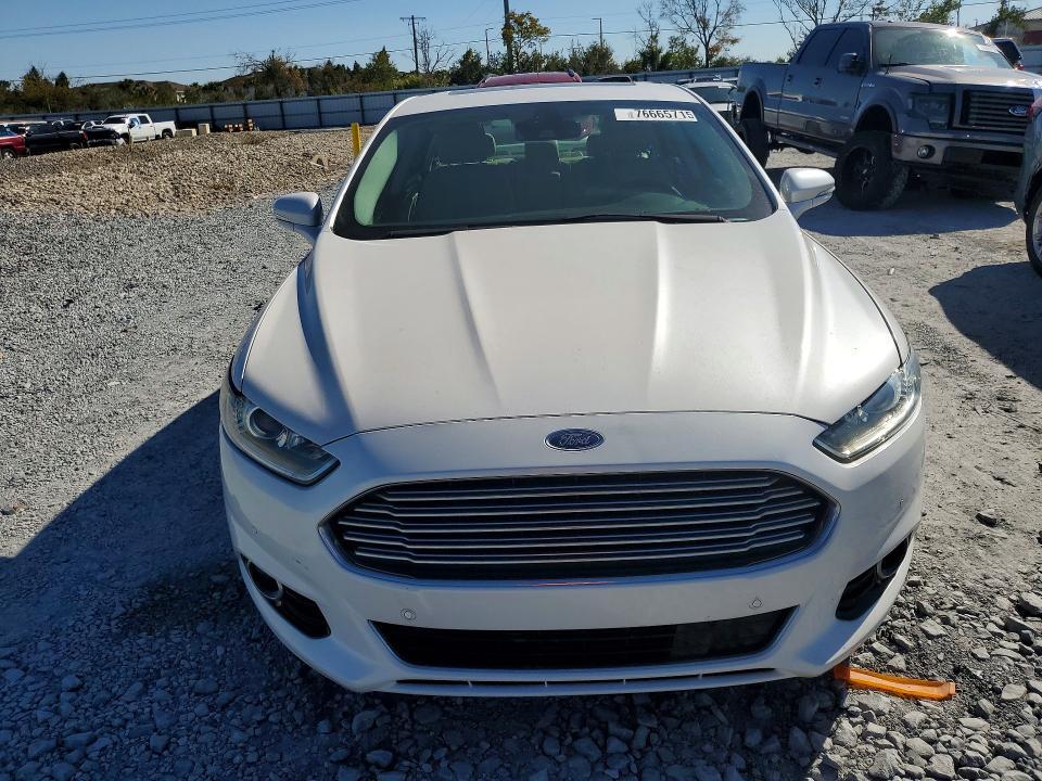 2015 Ford Fusion Titanium hev