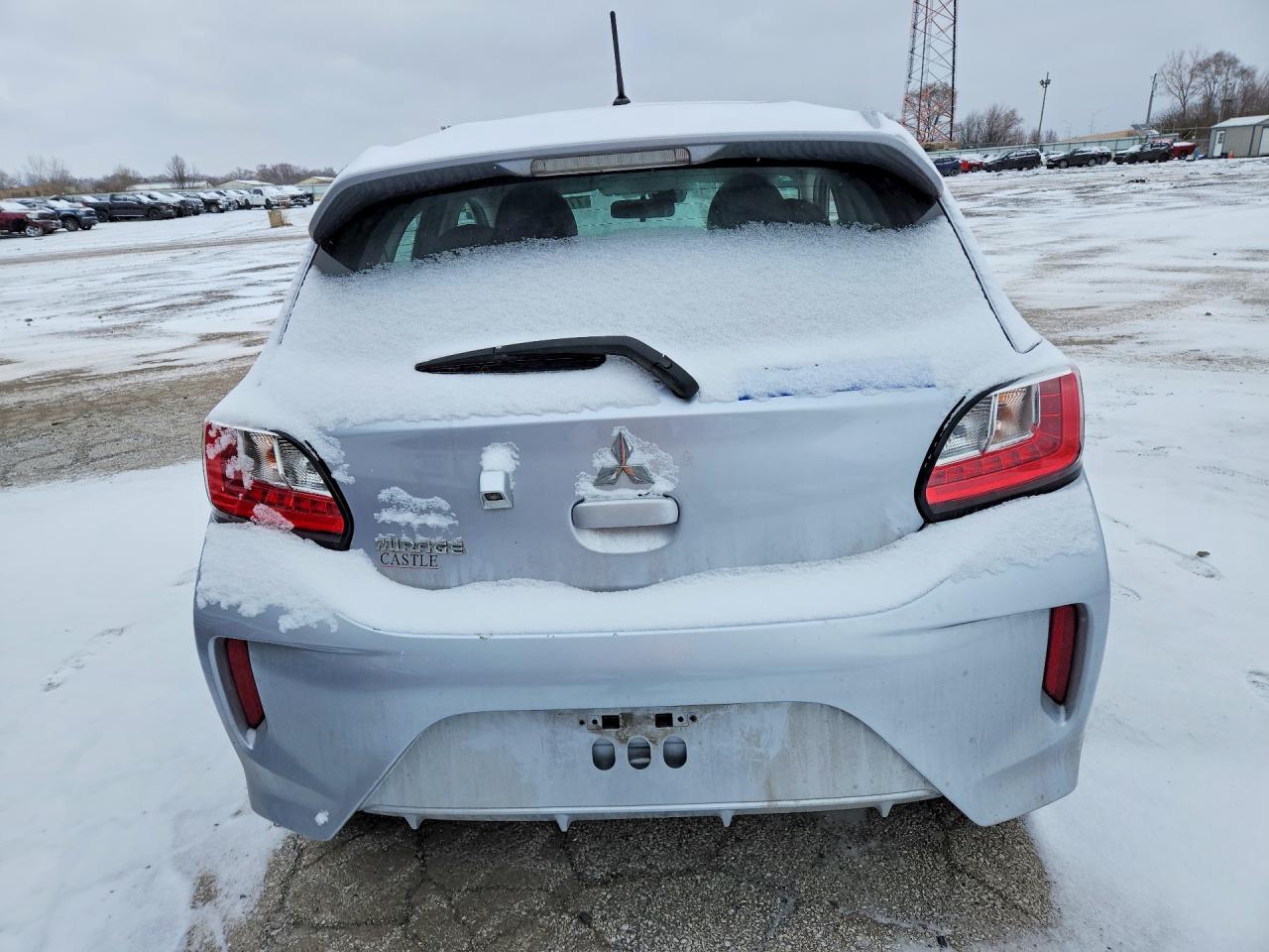 2022 Mitsubishi Mirage es