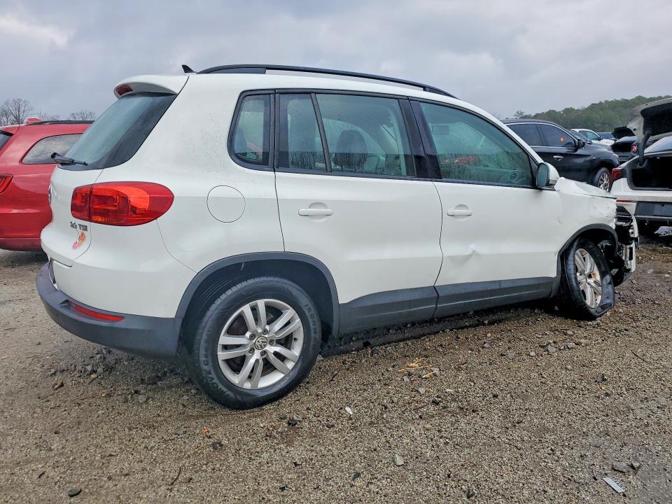 2015 Volkswagen Tiguan s
