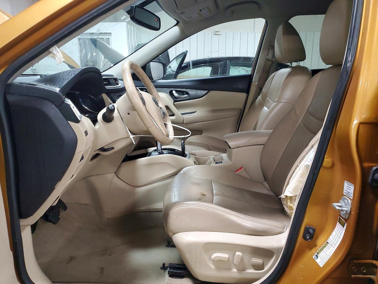 2014 Niss Rogue s