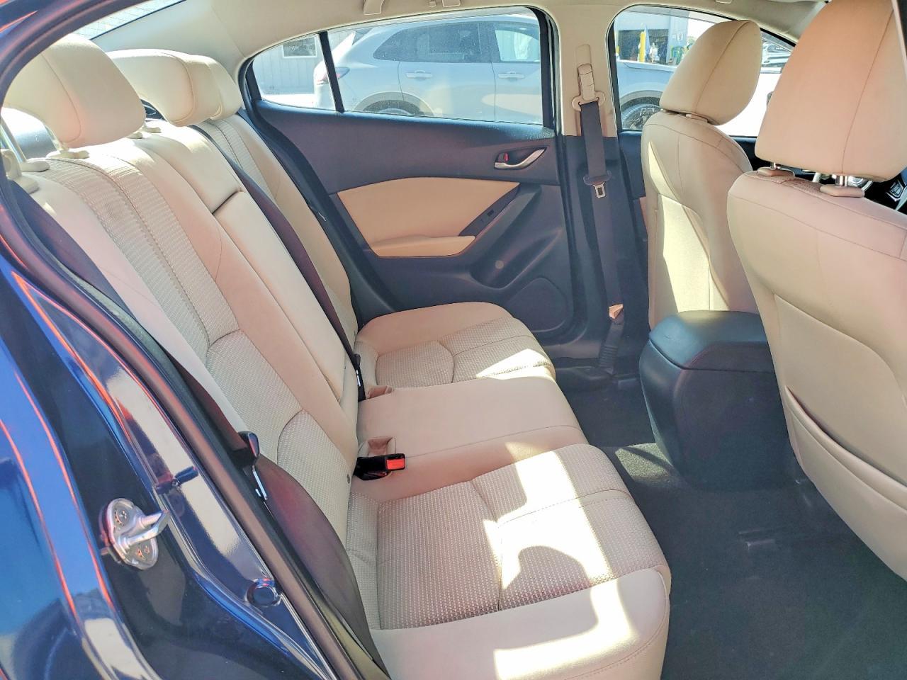 2018 Mazda 3 Sport