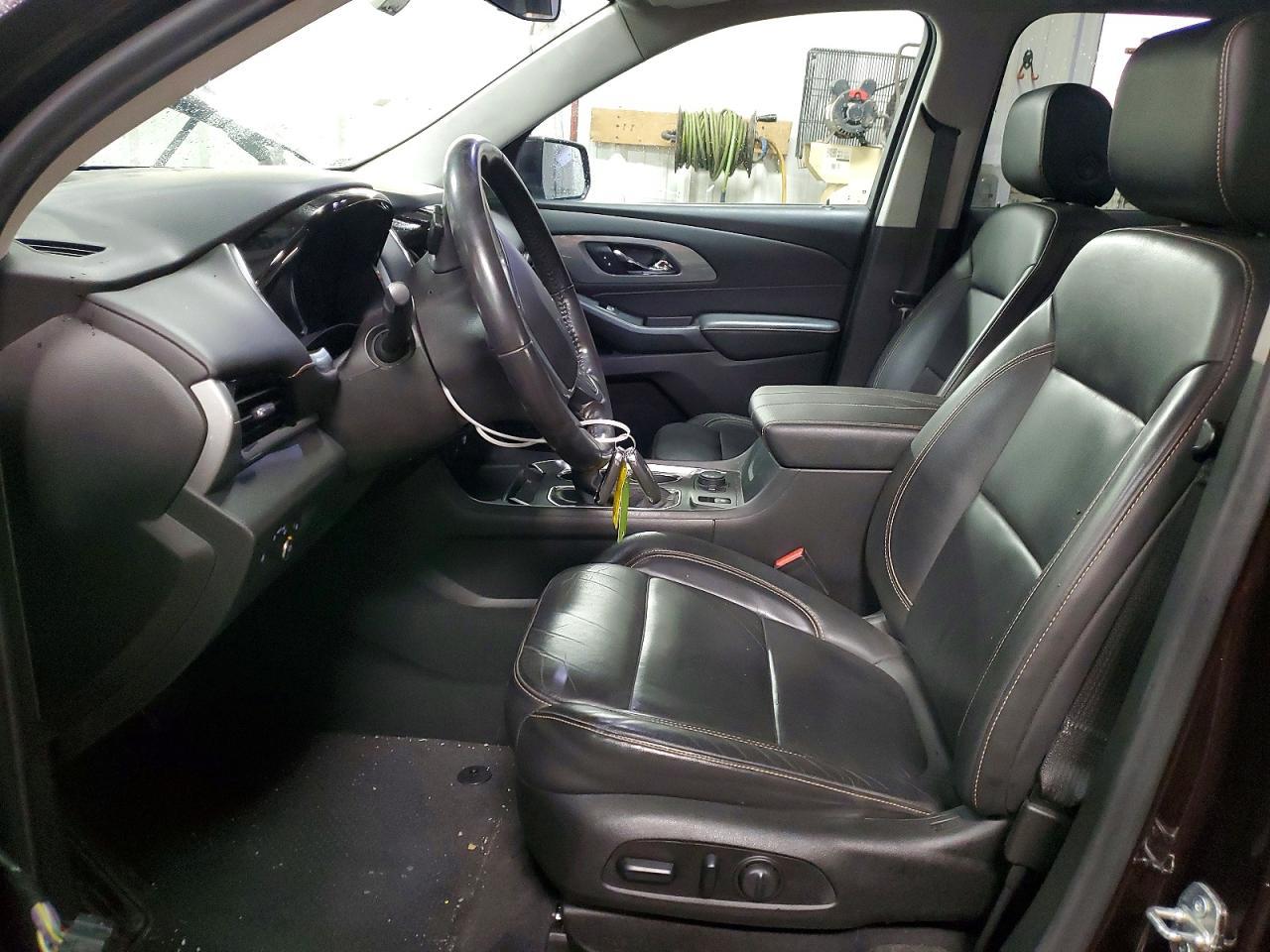 2021 Chevrolet Traverse lt