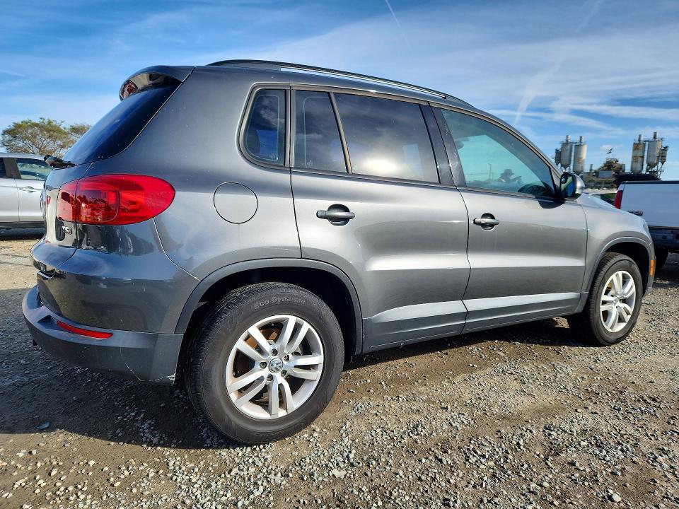 2016 Volkswagen Tiguan s