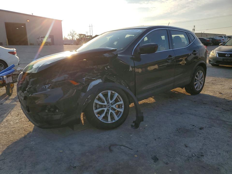 2020 Nissan Rogue Sport s