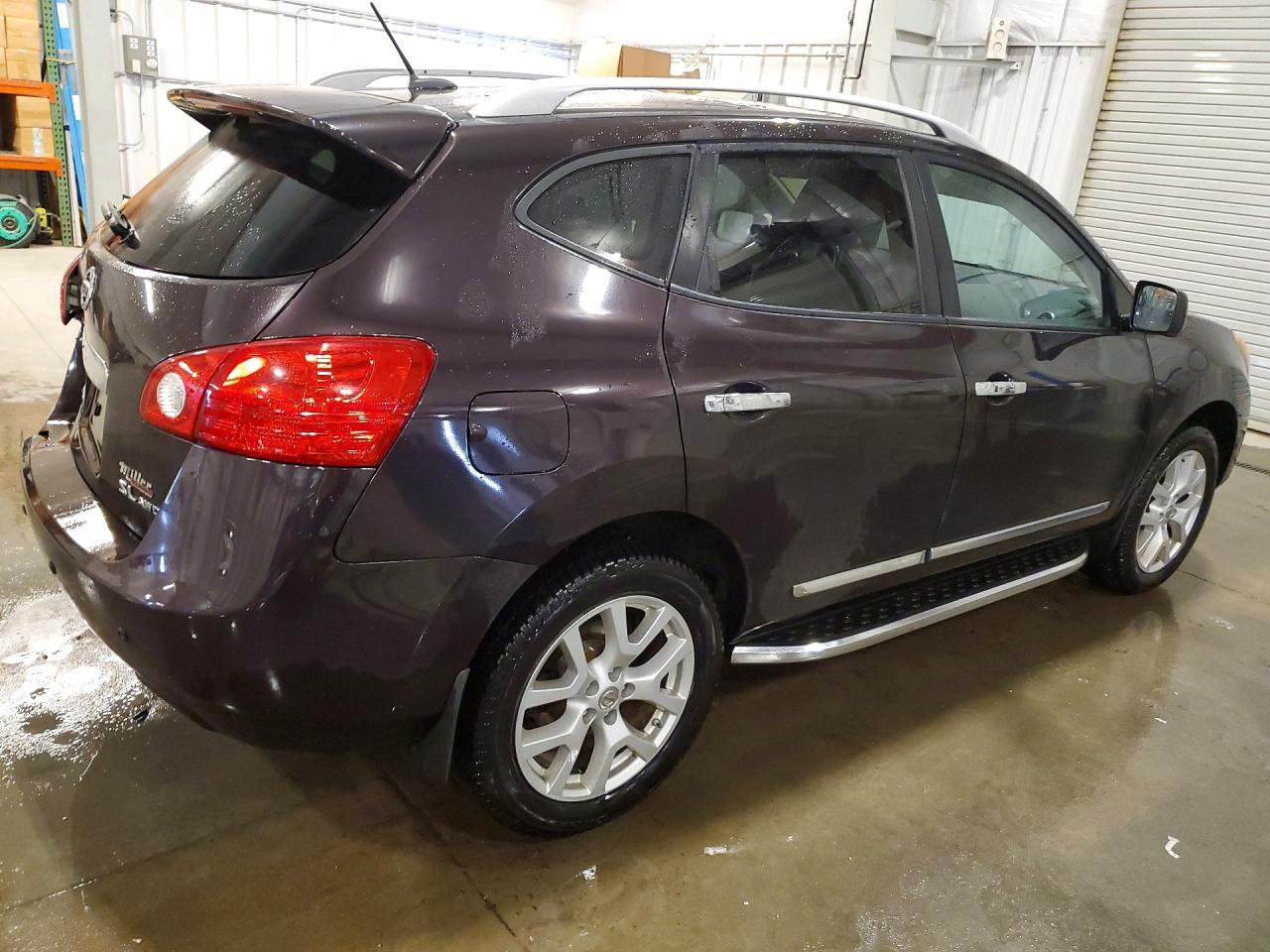 2012 Nissan Rogue s