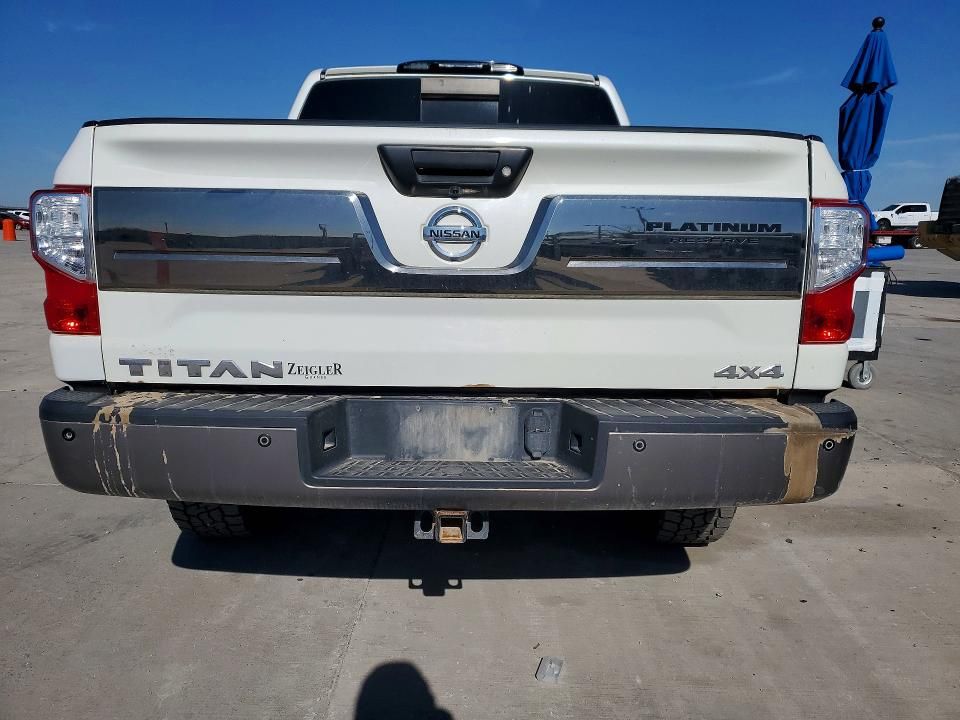 2019 Nissan Titan sv