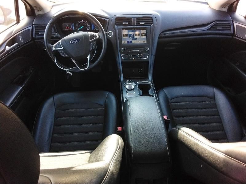 2018 Ford Fusion se Hybrid