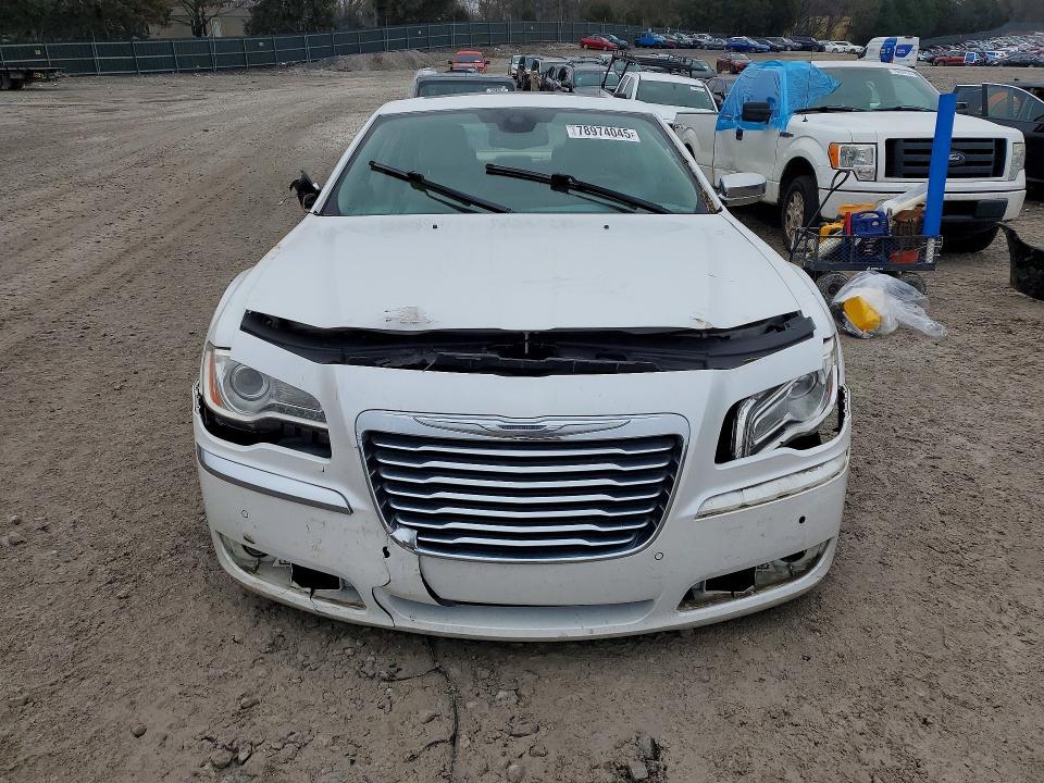 2011 Chrysler 300c