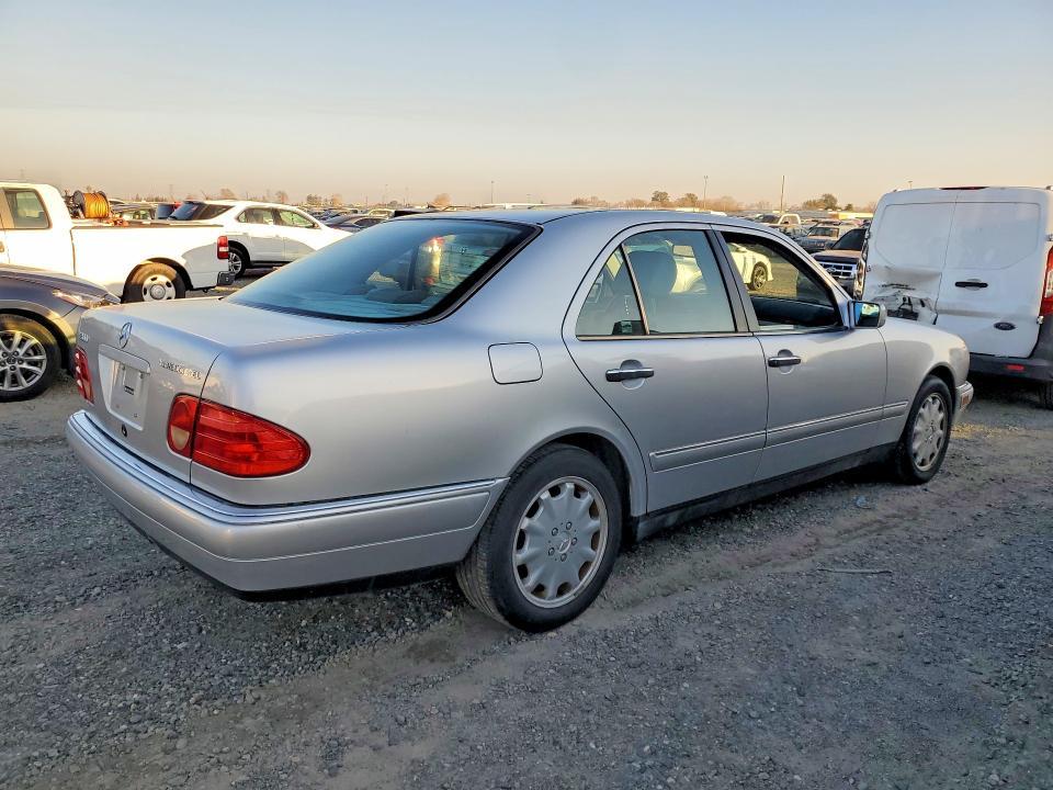 1999 Mercedes-Benz E 300td