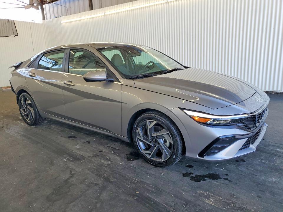 2025 Hyundai Elantra sel