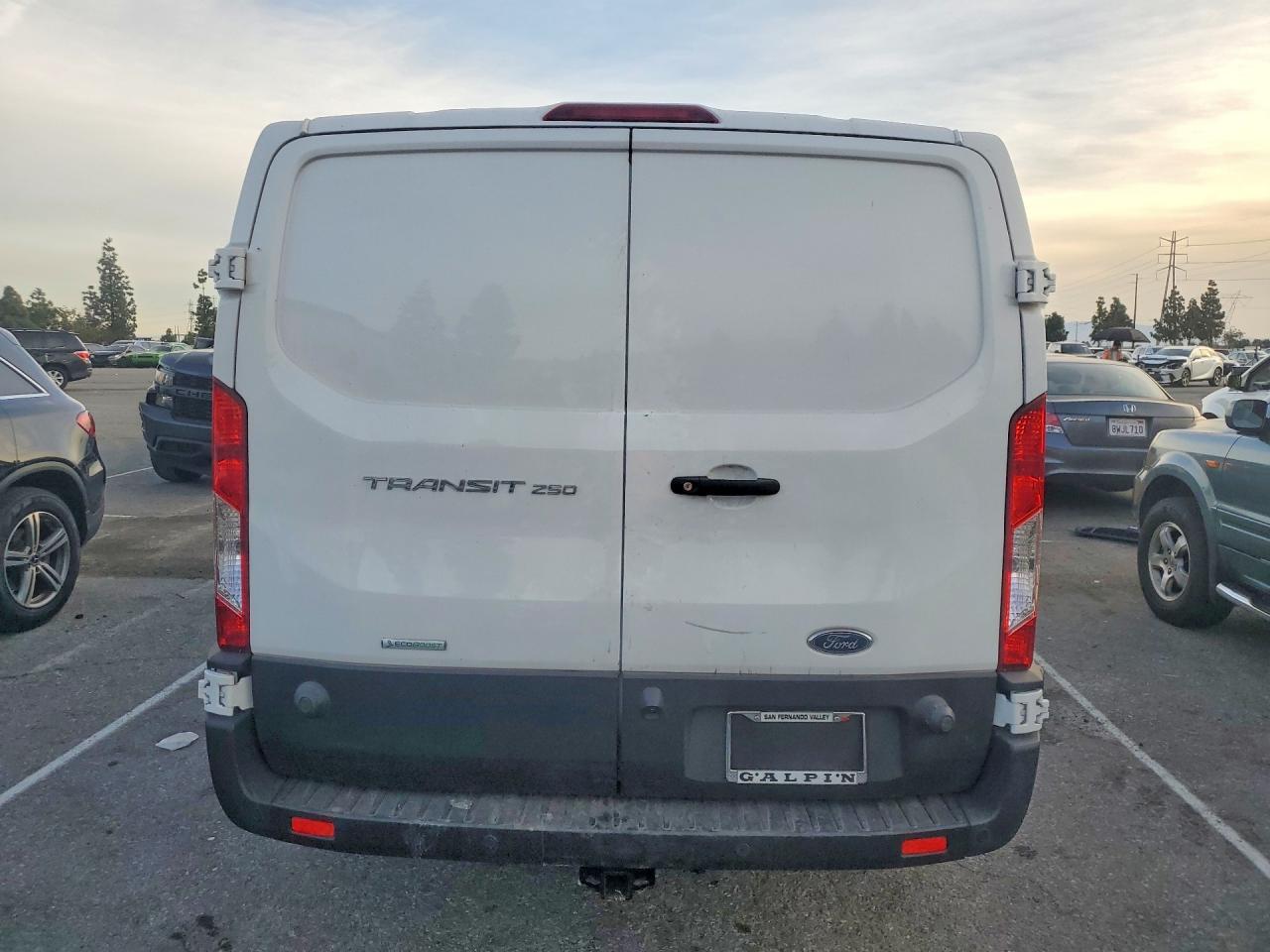 2023 Ford Transit T-250