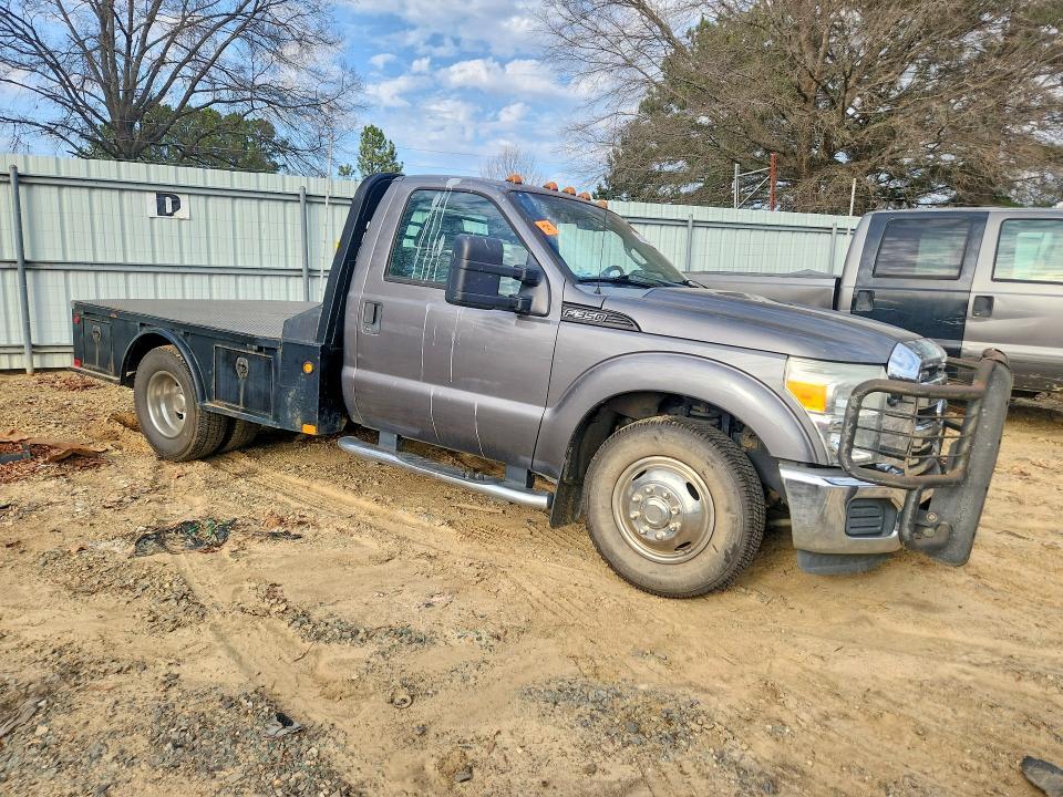 2011 Ford F350 Super Duty Flatbed Truck