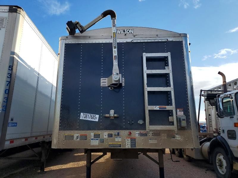 2022 Wilson DWH-650B Grain Trailer
